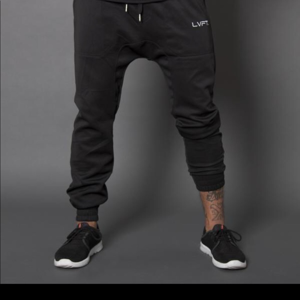 LVFT TECH JOGGERS